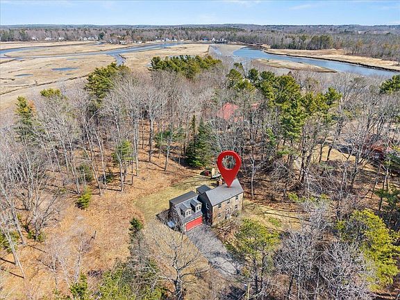 2nd image of 104 Winnocks Neck Road