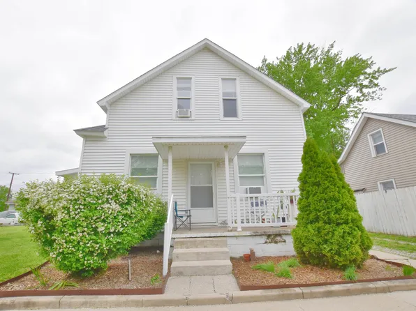 318 S Illinois St, Monticello, IN 47960