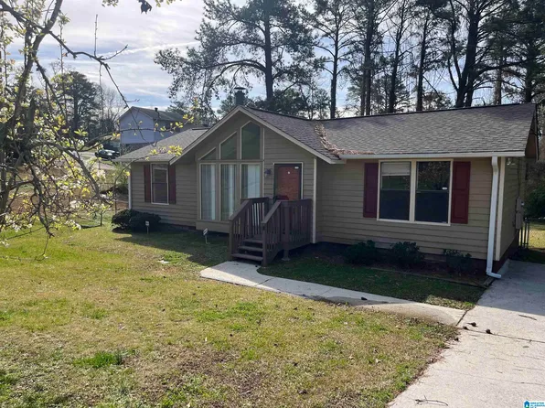 81 Della Rose Dr, Birmingham, AL 35214