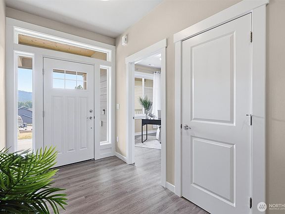 5th image of 20901 60th Street SE