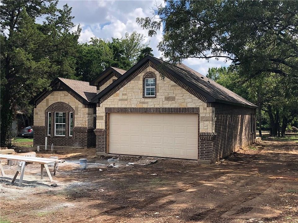 1st image of 4910 Lynnacre Dr