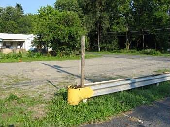 2nd image of 2110 Willow Park Rd