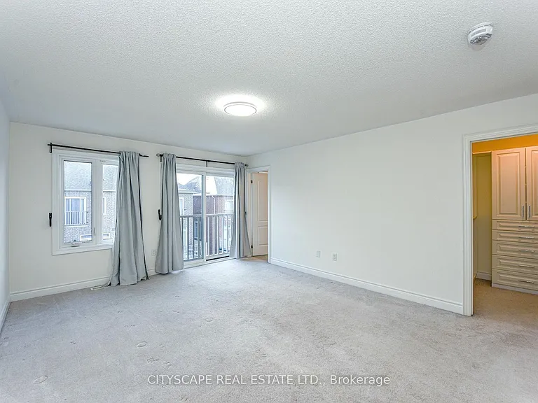 8652 Financial Dr — Photo 13