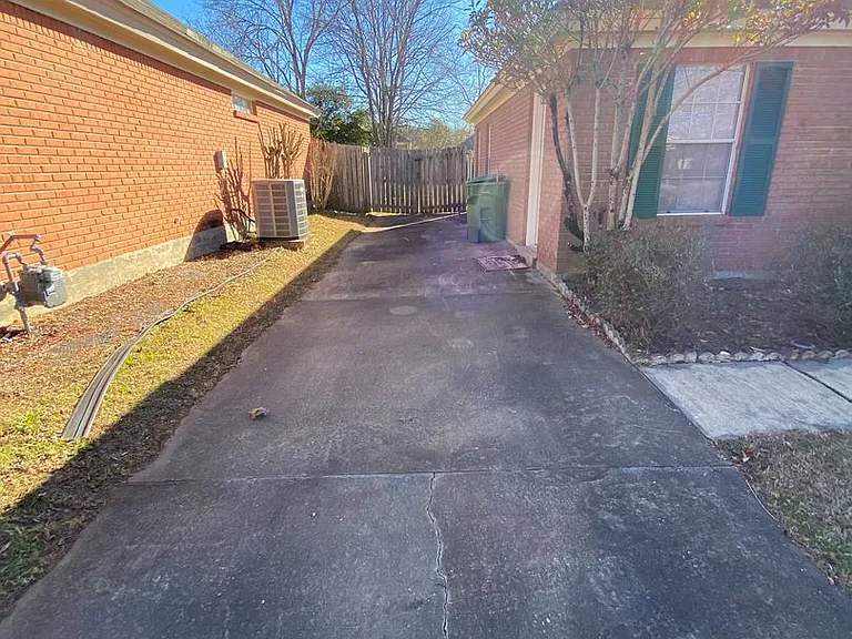 7936 Copperfield Dr — Photo 21
