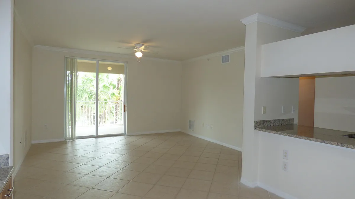 Building Photo - 6510 Emerald Dunes Dr #308