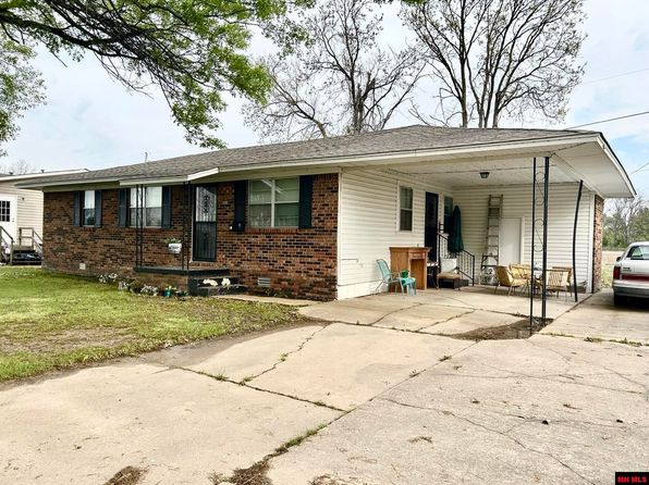 209 Sneed St, Marked Tree, AR 72365