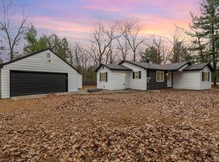 6420 Zelma Rd, Oscoda, MI 48750