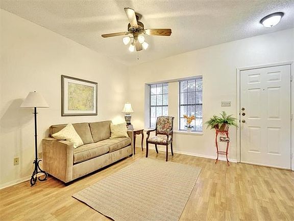 4th image of 11901 A Swearingen Dr #5