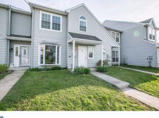 6 Stark Ct, Newark, DE 19702