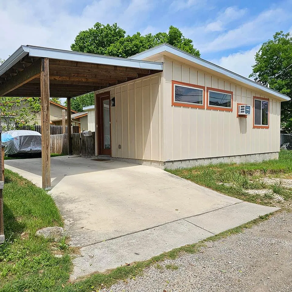 1 bed, 700 sqft, $1,725 — Photo 1