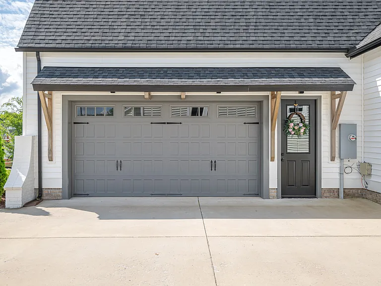 3618 Graythorne Dr — Photo 63