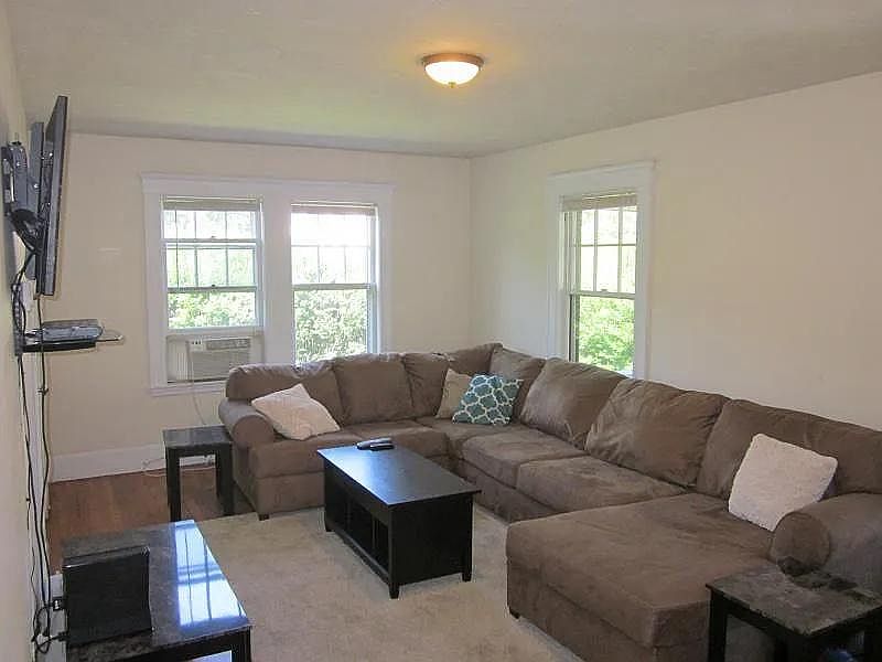 1st image of 350 Washington St #1