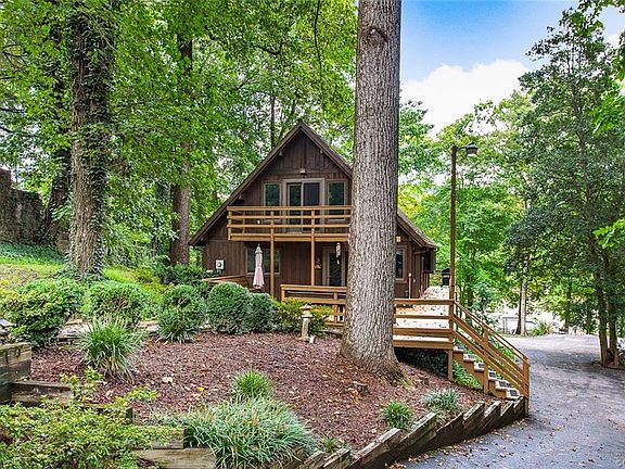 4th image of 4417 Lake Hills Ct