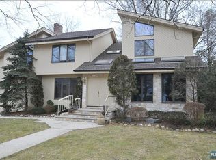 5 Eric Pl, Demarest, NJ 07627