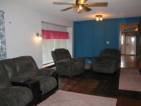 2nd image of 317 N Summit St