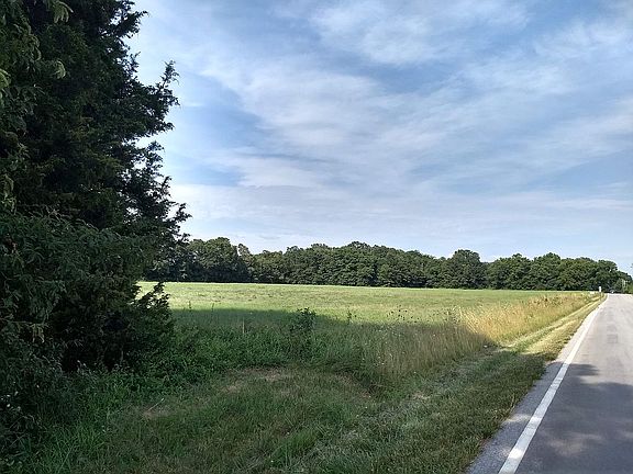 2nd image of E Farm Road 156