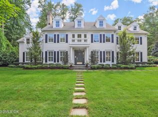 8 Grossett Rd, Riverside, CT 06878