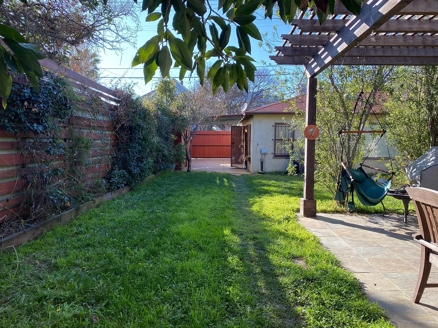 2705 Dalton Ave — Photo 2
