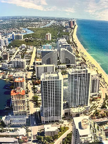 153 N Seabreeze Blvd #1703 Photo 1