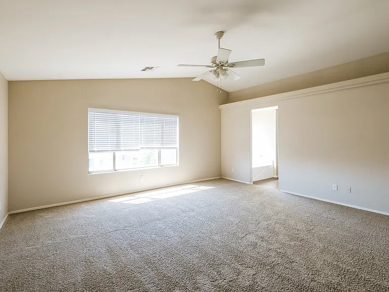 4310 N 124th Ave — Photo 11