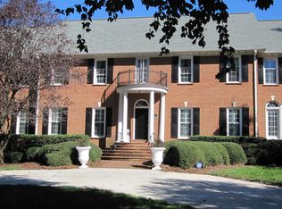 519 Knob View Dr, Winston Salem, NC 27104