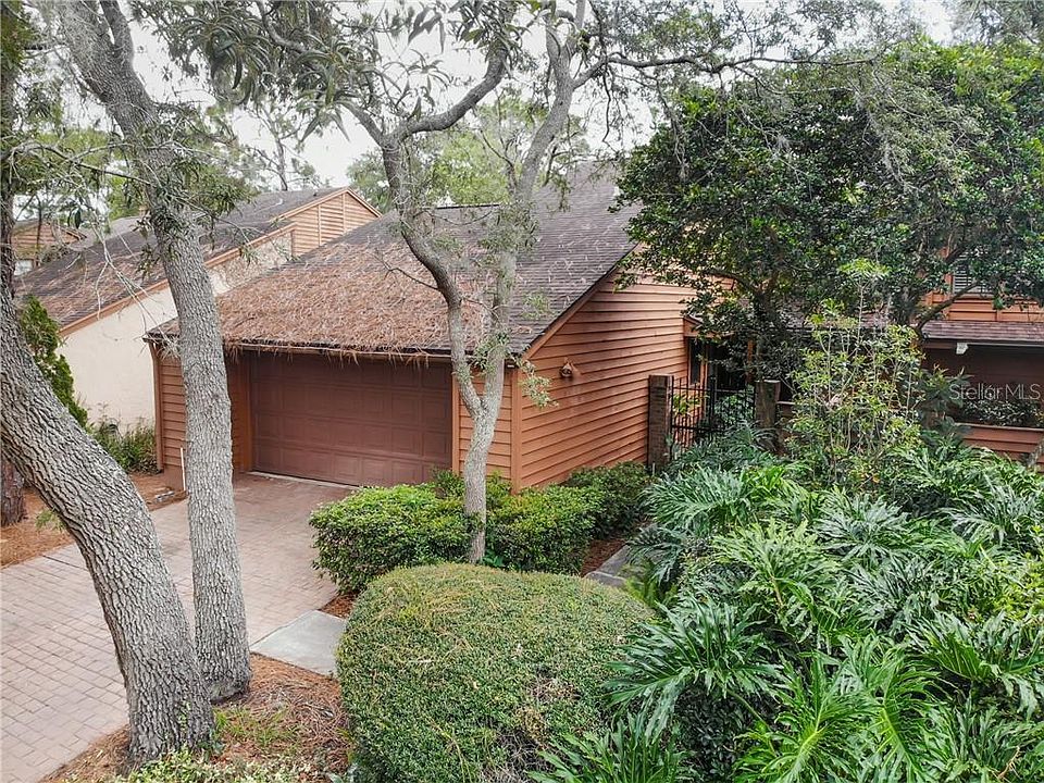 Home For Sale In The Springs