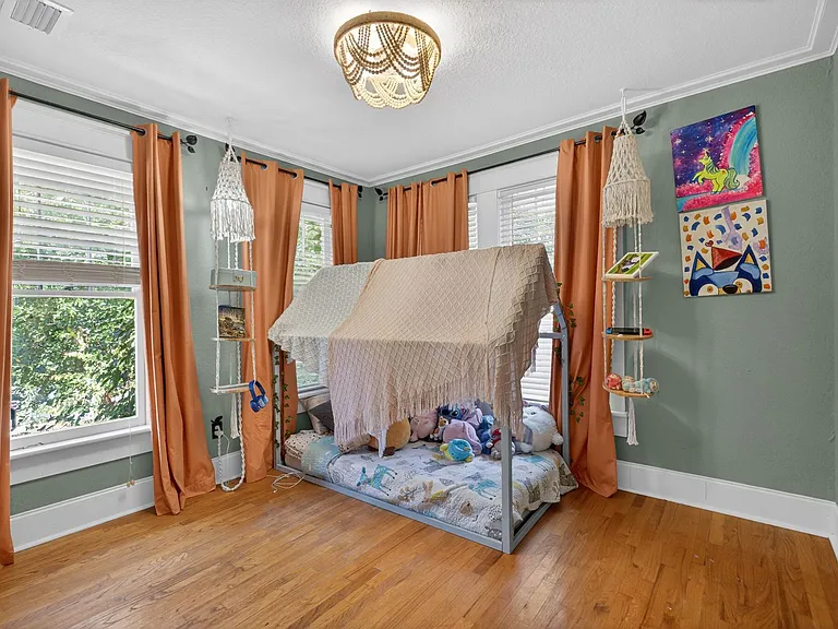 2904 N Jefferson St — Photo 36