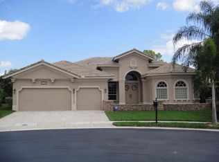 1856 Waldorf Dr, Royal Palm Beach, FL 33411