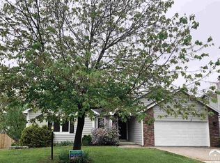 545 Arrowhead Dr, Lawrence, KS 66049