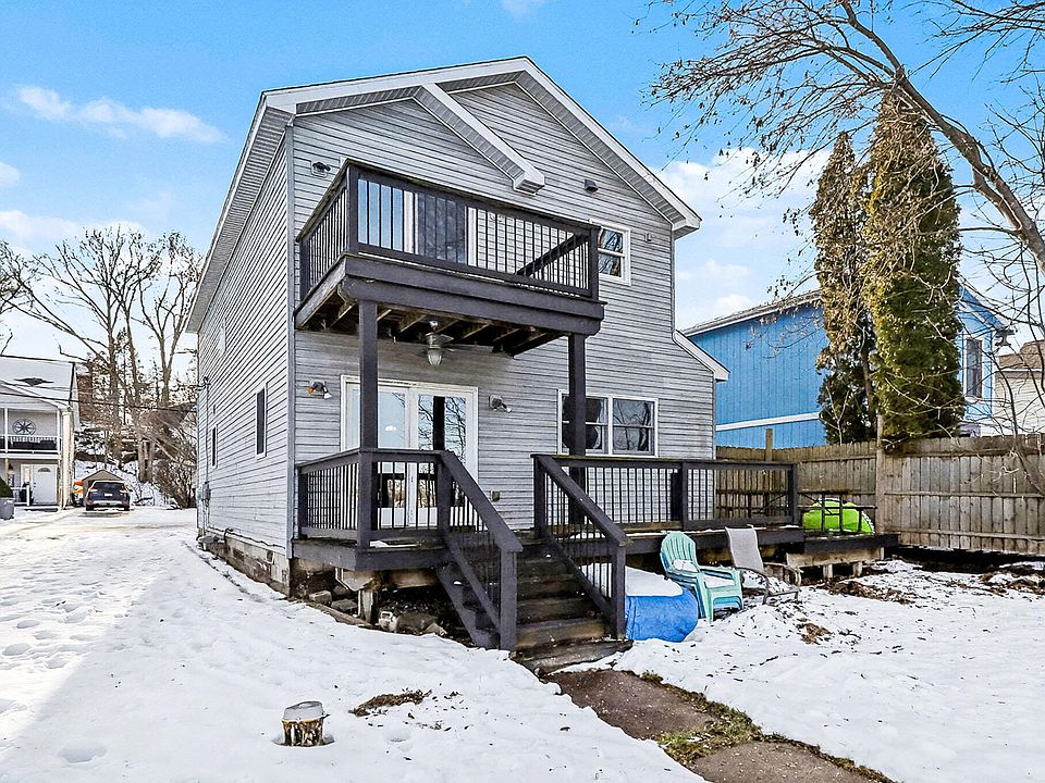 1st image of 8873 Lagoon Dr