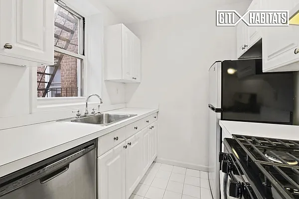 Rented by Citi Habitats | media 15