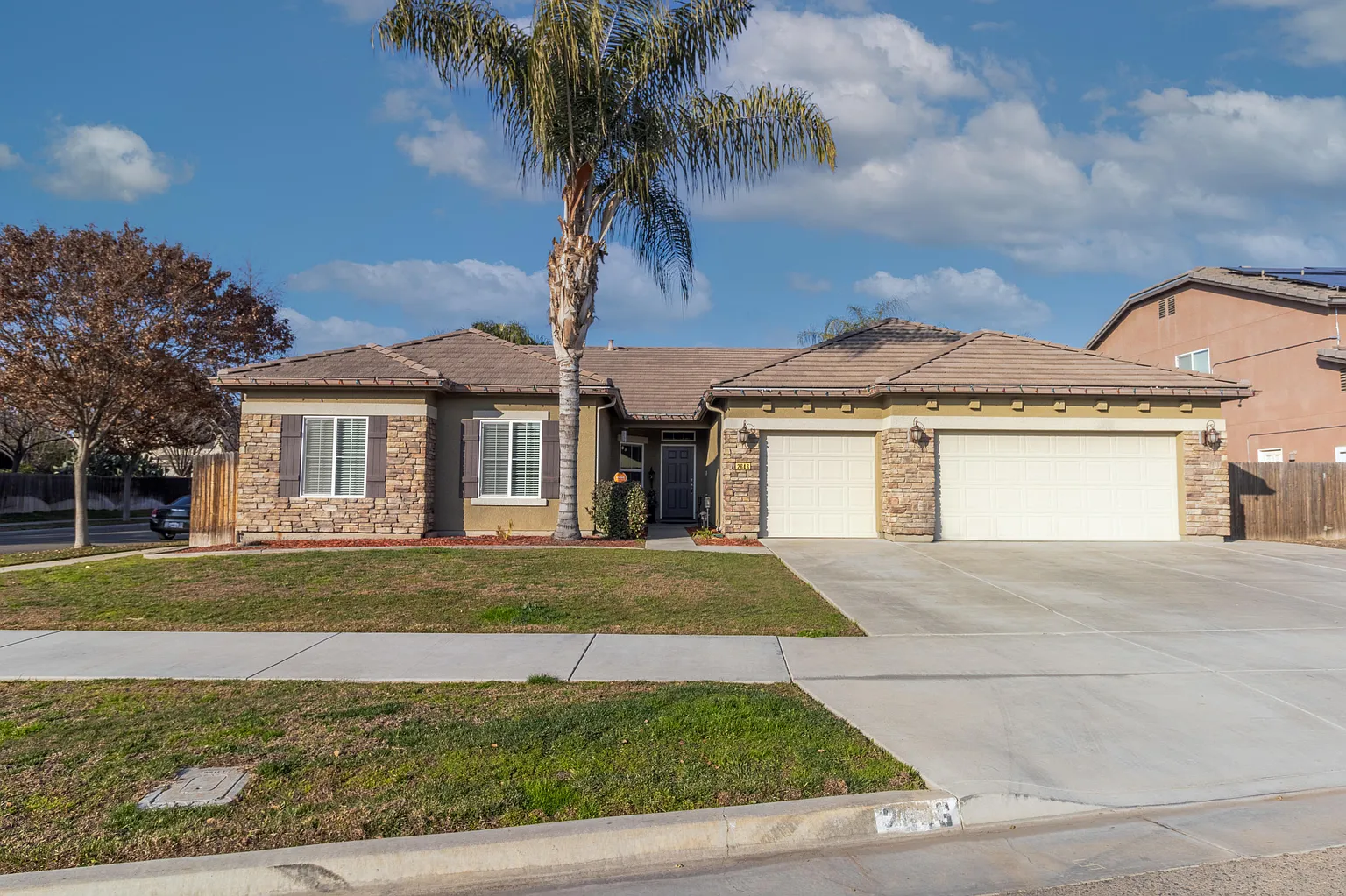 2646 W Taylor Ave photo 1