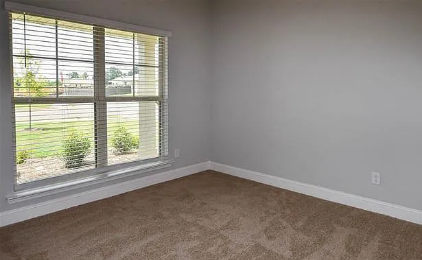 109 River Haven Dr — Photo 8