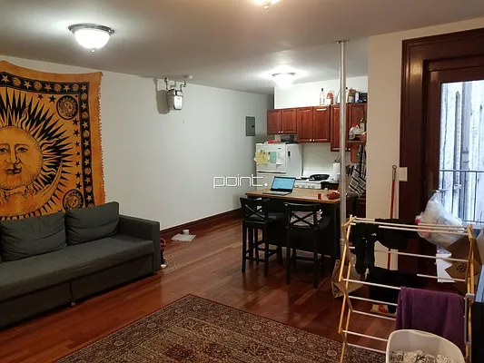 Rented by Point NYC | media 24