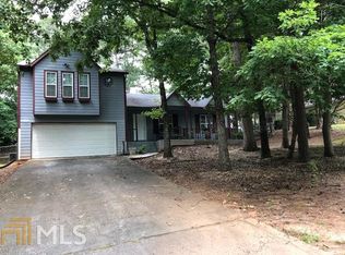 581 Old Friar Tuck Ln, Stone Mountain, GA 30087