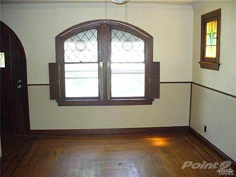 3rd image of 5616 Maxwell Ave