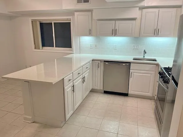 2812 Connecticut Ave NW #2 — Photo 9