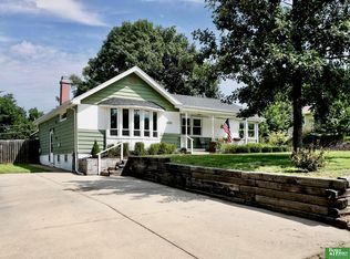 6530 Seward St, Omaha, NE 68104