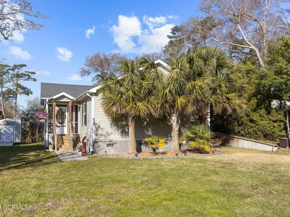 305 Hancock Drive, Emerald Isle, NC 28594
