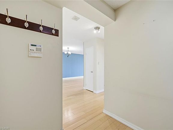 4th image of 215 Wynford Dr #2307