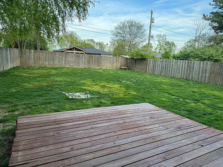 1073 Spring Run Rd — Photo 17