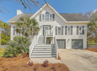 272 Bayview Dr, Mount Pleasant, SC 29464
