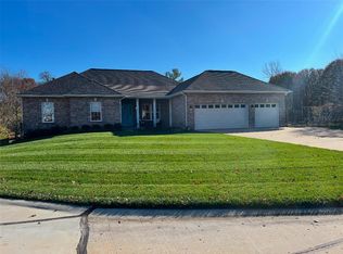 5203 Shetland Dr, Weldon Spring, MO 63304