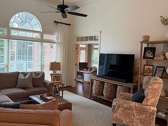 2nd image of 27 Steadman Way