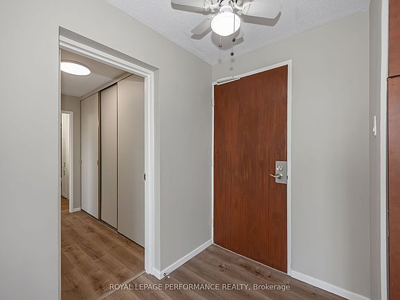 3rd image of 20 Chesterton Dr #920
