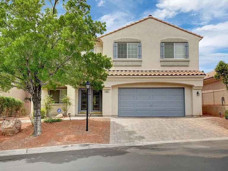 469 Annotto Bay St — Photo 46