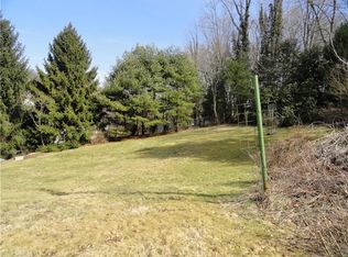 115 Spanish Villa Dr, Jeannette, PA