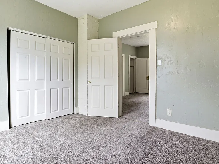 511 Edgewood Ave — Photo 12