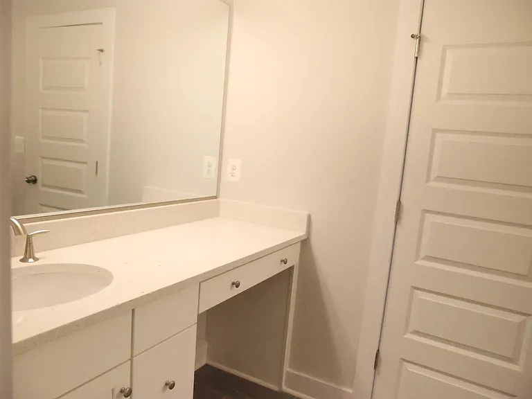 2735 Saint Elias Dr #B — Photo 8
