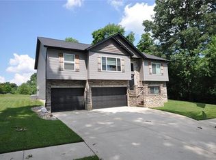 1209 Pleasant Ridge Rd, Collinsville, IL 62234